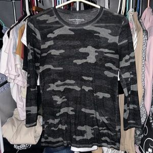 Sheer lucky brand camo 3/4 sleeve shirt